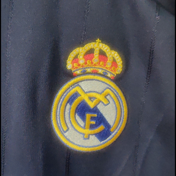 Real Madrid Away Jersey 110 Anniversary - Picture 6 of 12